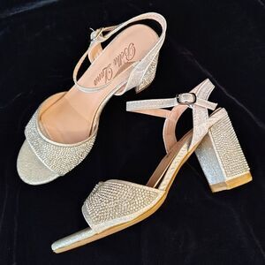 Rhinestone sparkle Silver Chunky Heel Shoes Sandals Sz 6